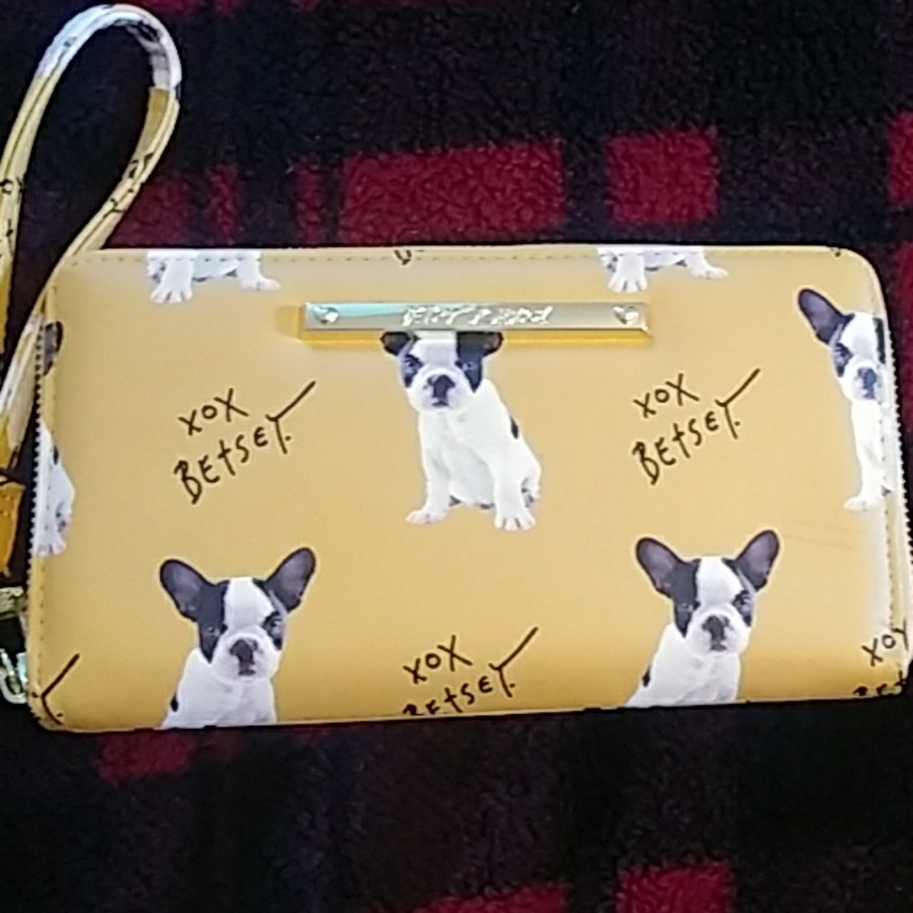 Betsy Johnson wallet